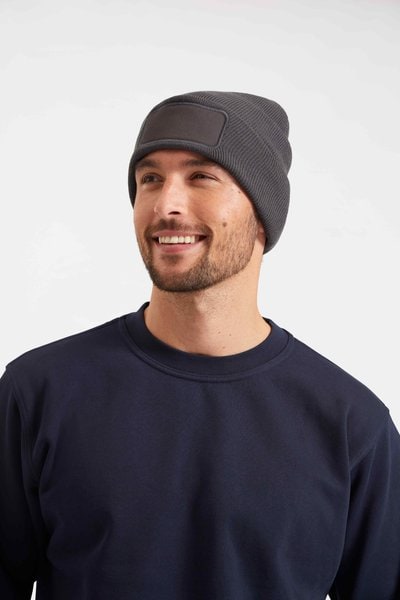 Radsow by Uneek UC411 - Gorro con parche rectangular